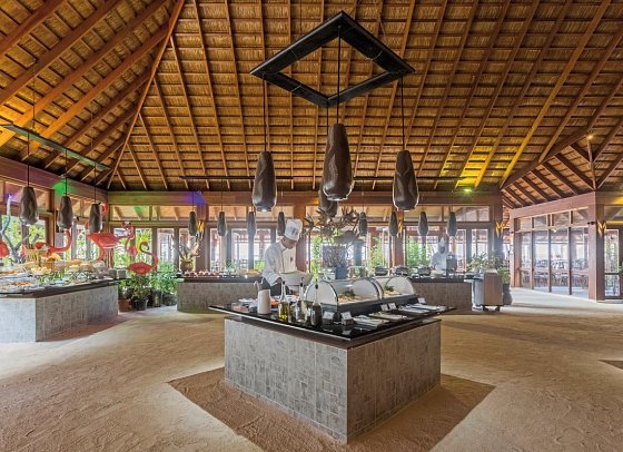 Vilamendhoo Island Resort & Spa