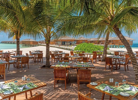 Vilamendhoo Island Resort & Spa