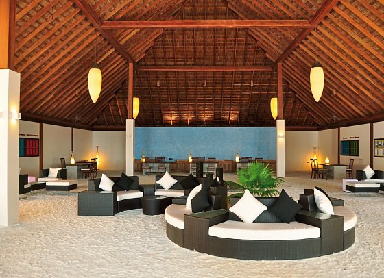 Vilamendhoo Island Resort & Spa