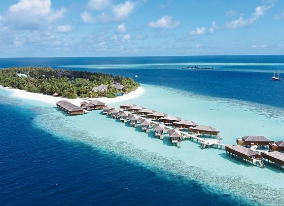 Vilamendhoo Island Resort & Spa