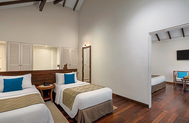 ADAARAN Select Meedhupparu - Wohnbeispiel Deluxe Family Beach Villa (Zimmercodierung FB2)