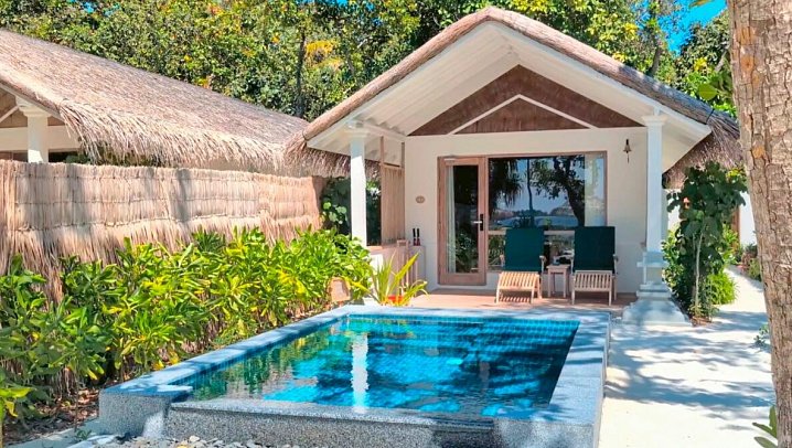 NH Collection Maldives Reethi Resort - Wohnbeispiel Deluxe Sunset Villa with Pool (Zimmercodierung VB2)