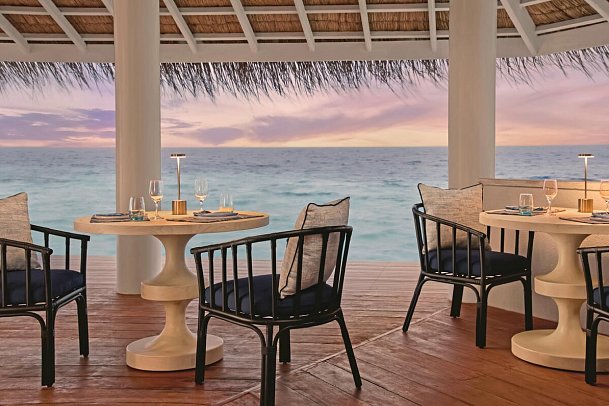 NH Collection Maldives Reethi Resort