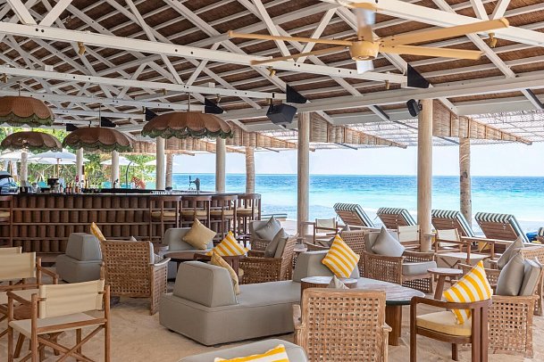 NH Collection Maldives Reethi Resort