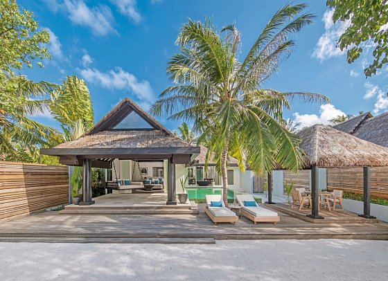 Naladhu Private Island Maldives - Beach House mit Pool (Zimmercodierung VB1)