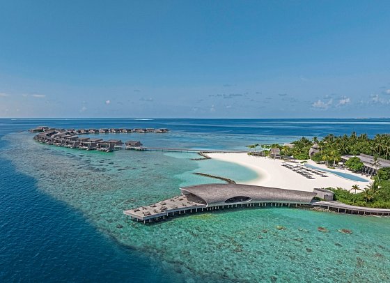 The St. Regis Maldives Vommuli Resort