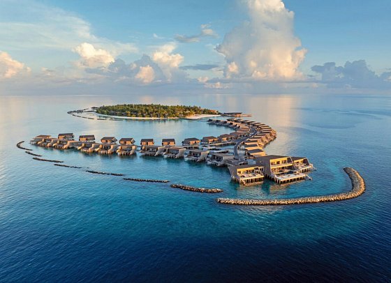 The St. Regis Maldives Vommuli Resort