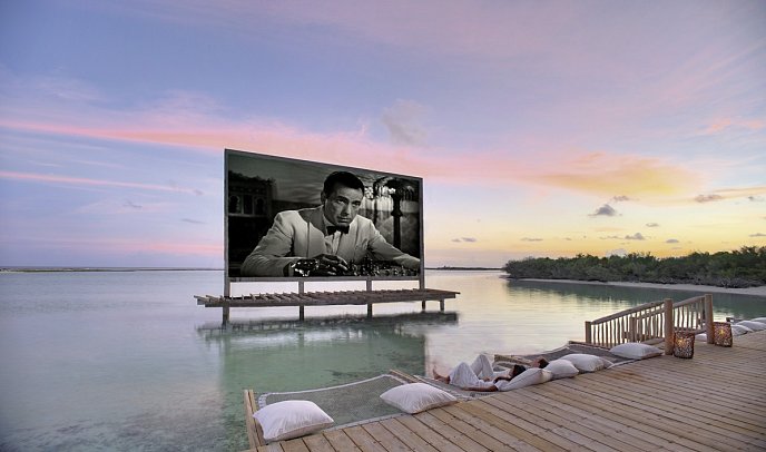 Soneva Jani Resort - Cinema Paradiso
