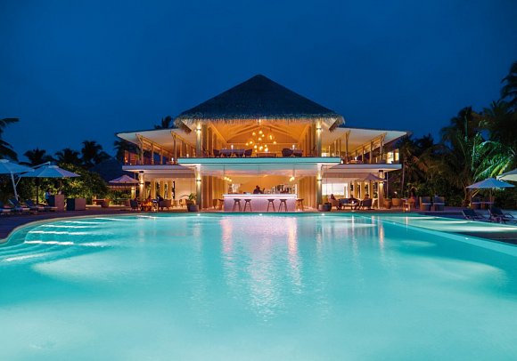 Baglioni Resort Maldives - Luxury All Inclusive Resort - Pool Bar & Gusto