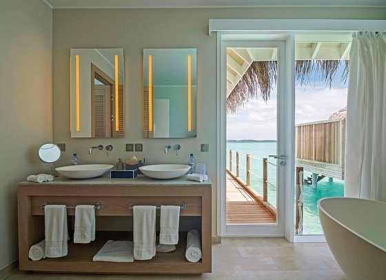 Baglioni Resort Maldives - Luxury All Inclusive Resort - Sunset Water Villa with Pool (Zimmercodierung VB3)