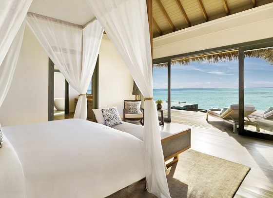 Vakkaru Maldives - Over Water Pool Villa