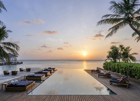 The Halcyon Private Isles Maldives, Autograph Collection