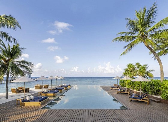 The Halcyon Private Isles Maldives, Autograph Collection