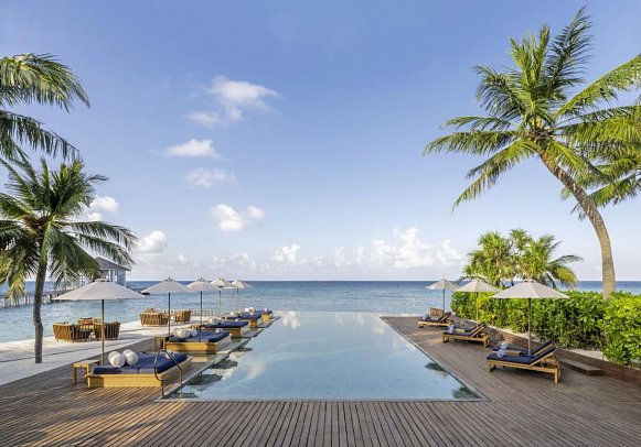 The Halcyon Private Isles Maldives, Autograph Collection