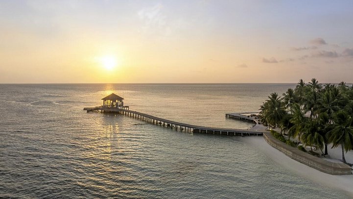 The Halcyon Private Isles Maldives, Autograph Collection