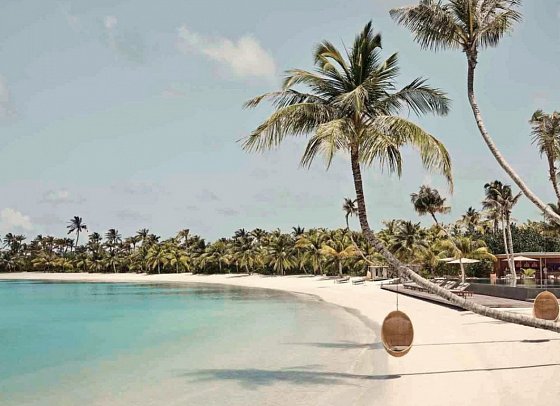 Patina Maldives, Fari Islands