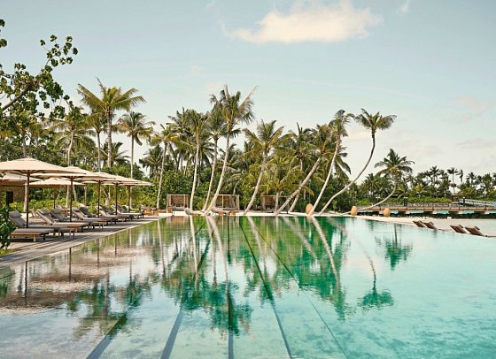 Patina Maldives, Fari Islands