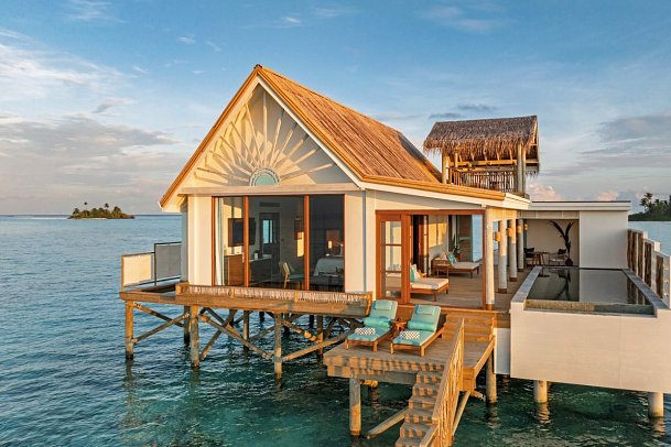 RAH GILI MALDIVES - Water Pool Villa with Slide