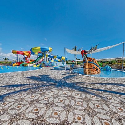 Crystals Beach Resort Belle Mare