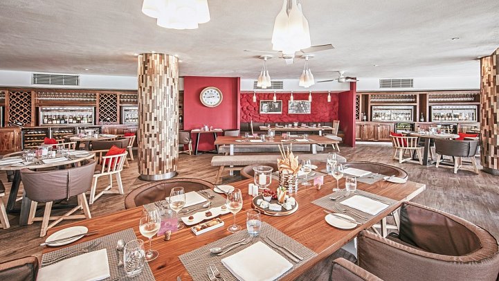 La Pirogue Mauritius