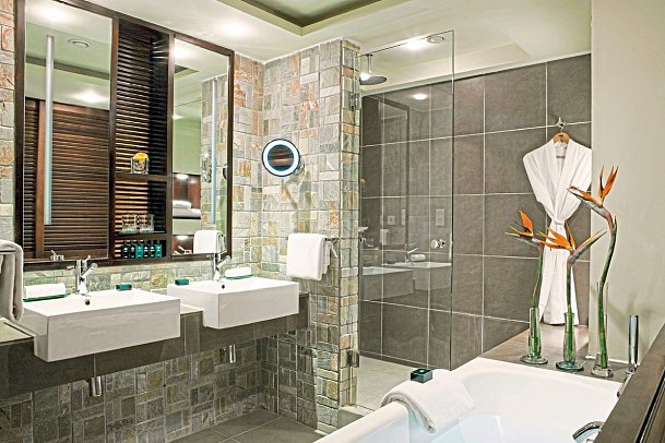 Sofitel Mauritius L'Imperial Resort & Spa - Badezimmer Luxury (Zimmercodierungen UB1, EC1, UH2 & UG8)