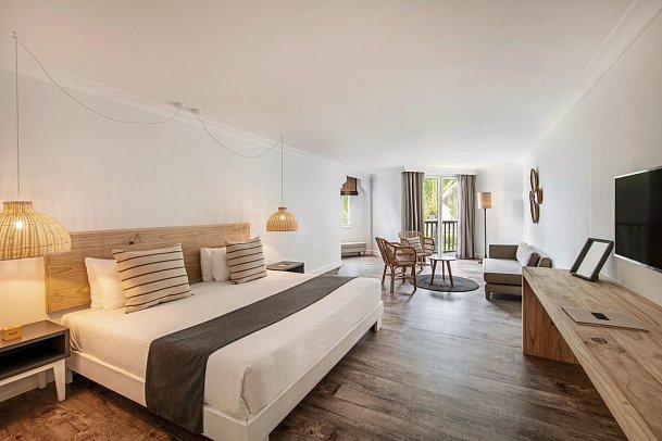 Ambre Mauritius - Wohnbeispiel Superior Seafacing (Zimmercodierungen USC, UHC & UM8)