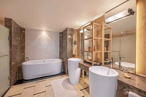 Shangri-La Le Touessrok, Mauritius - Badezimmer Coral Signature Beachfront Suite (Zimmercodierung WB4)