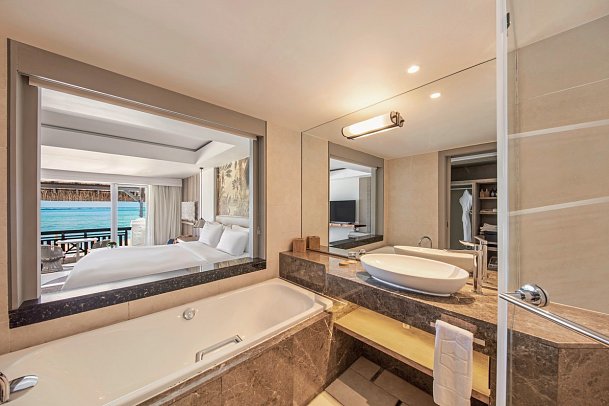 Shangri-La Le Touessrok, Mauritius - Badezimmer Coral Beachfront (Zimmercodierungen UD1 & UDM)