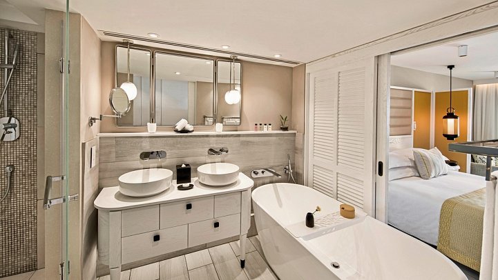 Constance Belle Mare Plage - Badezimmer Prestige Zimmer (Zimmercodierungen UO1, UOO, UO8, UC1, UH1, UCO & UHO)