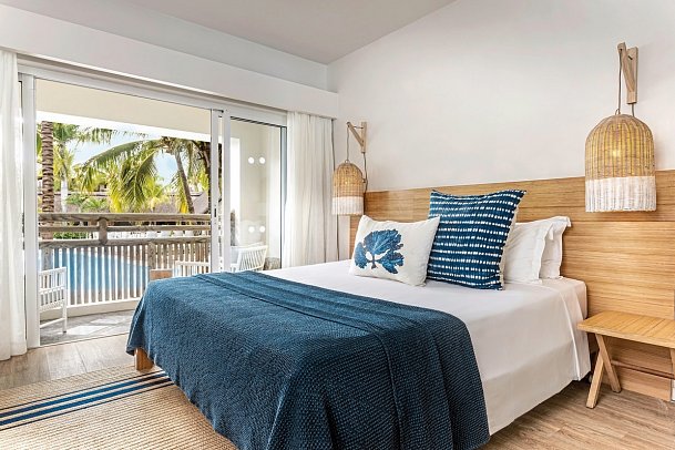 Lagoon Attitude - Wohnbeispiel Couple Poolside (Zimmercodierungen UG2, UH2, UD8 & UD9)