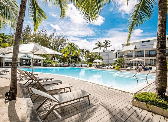 Le Peninsula Bay Beach Resort & Spa