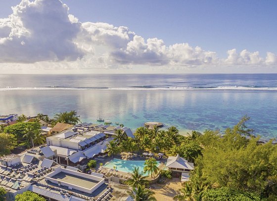 Le Peninsula Bay Beach Resort & Spa