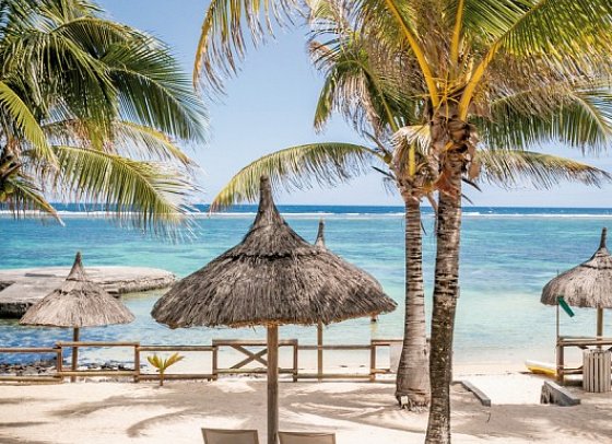 Le Peninsula Bay Beach Resort & Spa