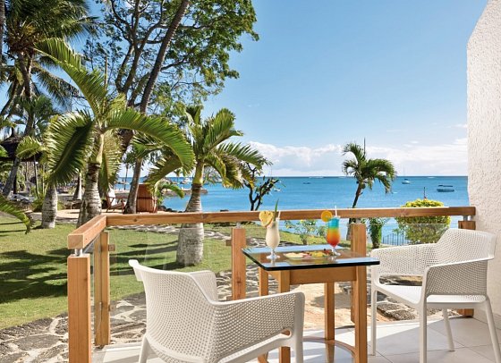 Coral Azur Beach Resort - Coral Signature Beachfront Terrasse (Zimmercodierung UBO)