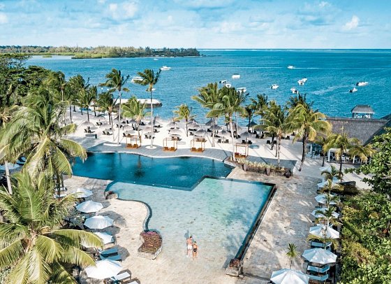 The Bay Club at Anahita