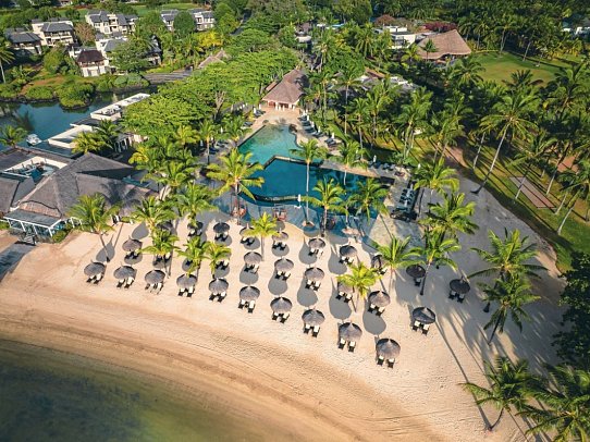 The Bay Club at Anahita