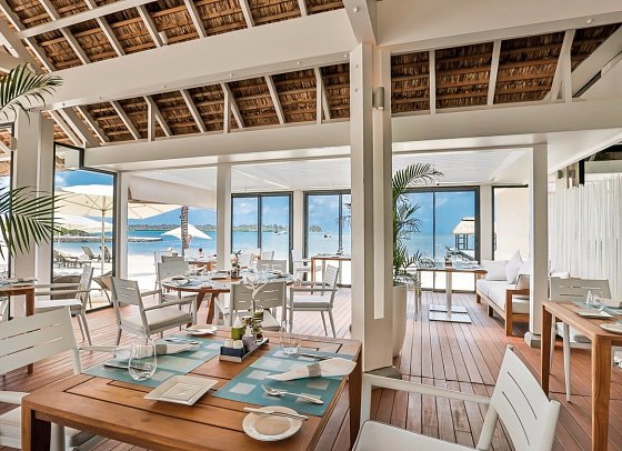 The Bay Club at Anahita