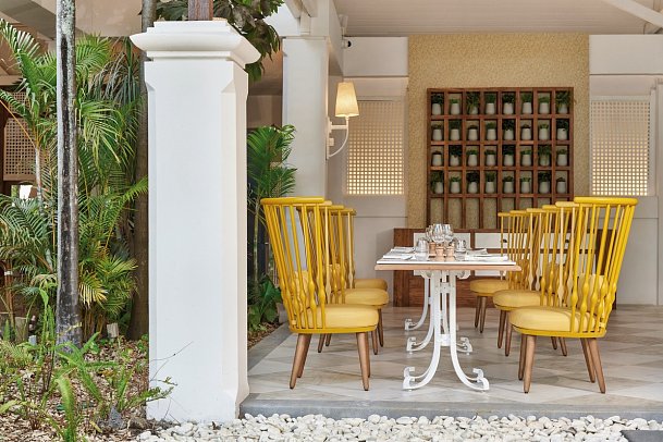 Paradise Cove Boutique Hotel