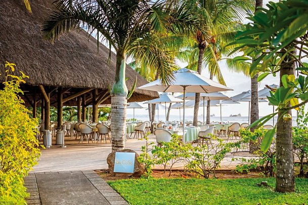 Victoria Beachcomber Resort & Spa