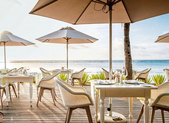 Victoria Beachcomber Resort & Spa