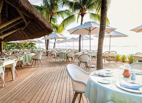 Victoria Beachcomber Resort & Spa