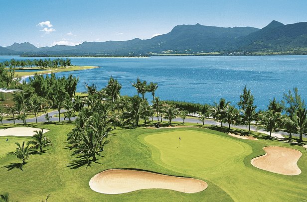 Paradis Beachcomber Golf Resort & Spa