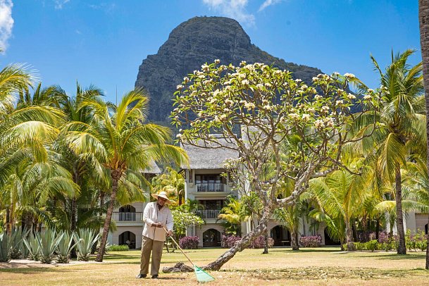 Paradis Beachcomber Golf Resort & Spa