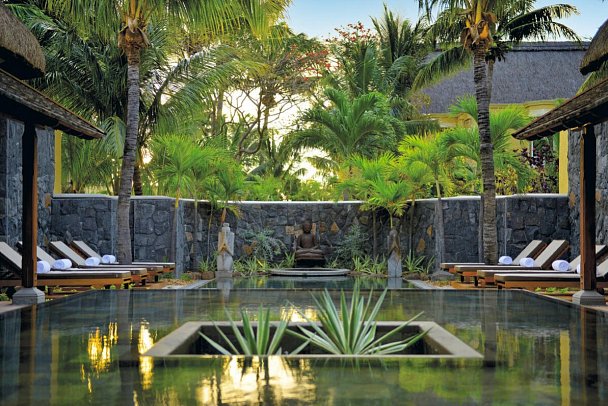 Paradis Beachcomber Golf Resort & Spa