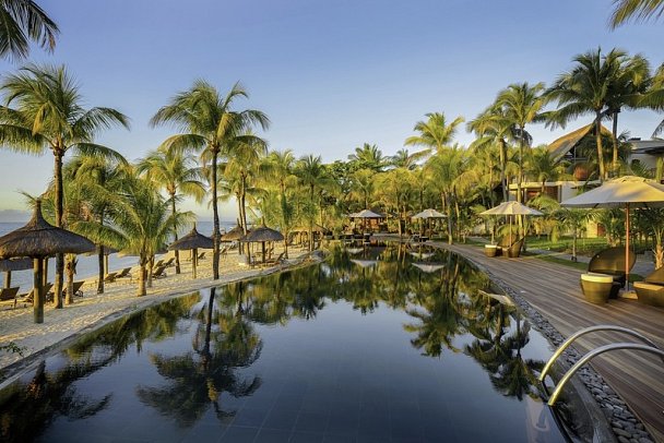 Royal Palm Beachcomber Luxury - Main Pool and Beach