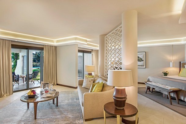 Royal Palm Beachcomber Luxury - Palm Suite (Zimmercodierung WB4)