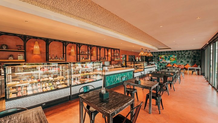 Radisson Blu Azuri Resort & Spa