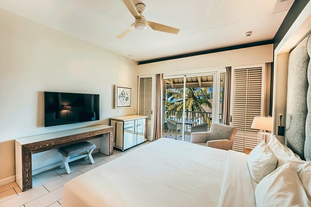 Radisson Blu Azuri Resort & Spa - Wohnbeispiel Premium Ocean (Zimmercodierungen UMM, UB8 & UHM)