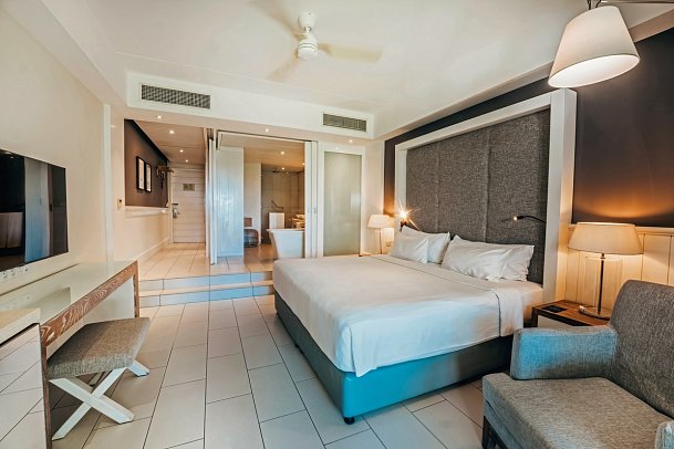 Radisson Blu Azuri Resort & Spa - Wohnbeispiel Premium Ocean (Zimmercodierungen UMM, UB8 & UHM)