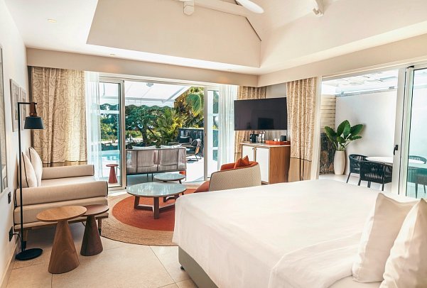 Radisson Blu Azuri Resort & Spa - Badezimmer Beachfront Villa wiith Pool (Zimmercodierungen VBO, VB8 & VHO)